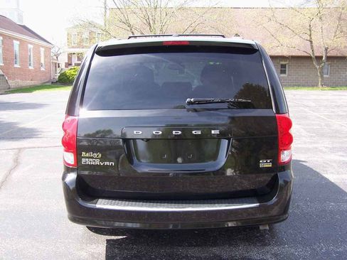 Used 2019 Dodge Grand Caravan GT image 5