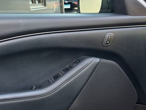 Used 2021 Ford Mustang Mach-E Select image 22