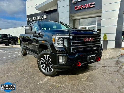 Used 2023 GMC Sierra 2500 AT4 w/ AT4 Preferred Package image 3