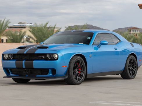 Used 2023 Dodge Challenger SRT Hellcat RWD image 17