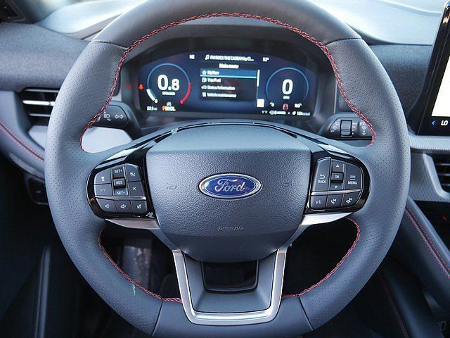 New 2026 Ford Explorer ST-Line w/ ST-Line Street Pack AWD/4WD image 18