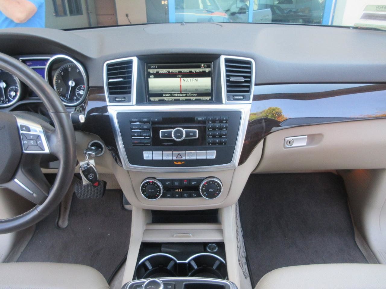 Used 2015 Mercedes-Benz ML 350 4MATIC image 40