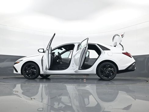 New 2026 Hyundai Elantra Sport image 34