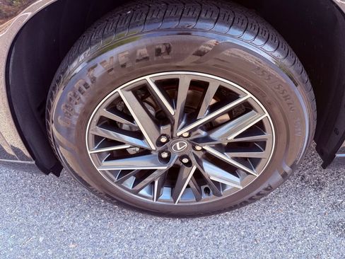 Certified 2025 Lexus TX 350 FWD w/ Technology Package image 18