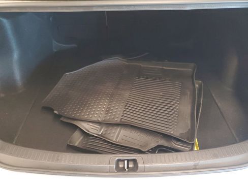 Used 2024 Toyota Corolla LE image 8