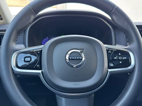 Used 2024 Volvo V90 B6 Cross Country Plus AWD/4WD image 27