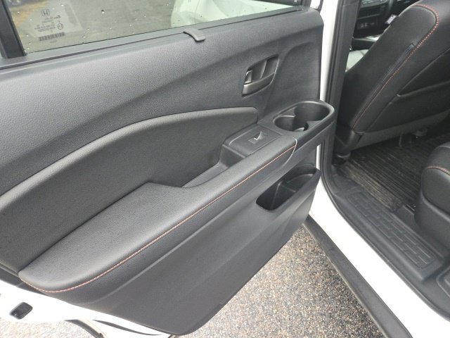 Used 2024 Honda Passport TrailSport image 12