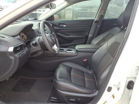 Used 2022 Nissan Altima 2.5 SR image 19