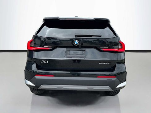 Certified 2023 BMW X1 xDrive28i w/ Convenience Package AWD/4WD image 4
