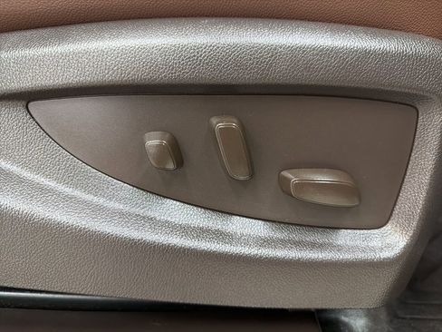 Used 2019 Chevrolet Silverado 2500 High Country w/ Duramax Plus Package image 27