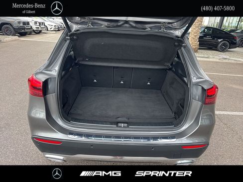 Used 2025 Mercedes-Benz GLA 250 4MATIC w/ Winter Package image 7