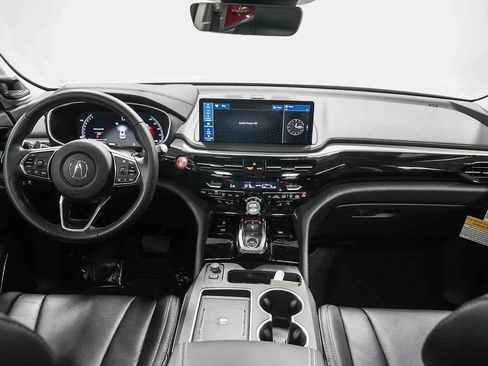 Used 2025 Acura MDX SH-AWD w/ Technology Package image 14