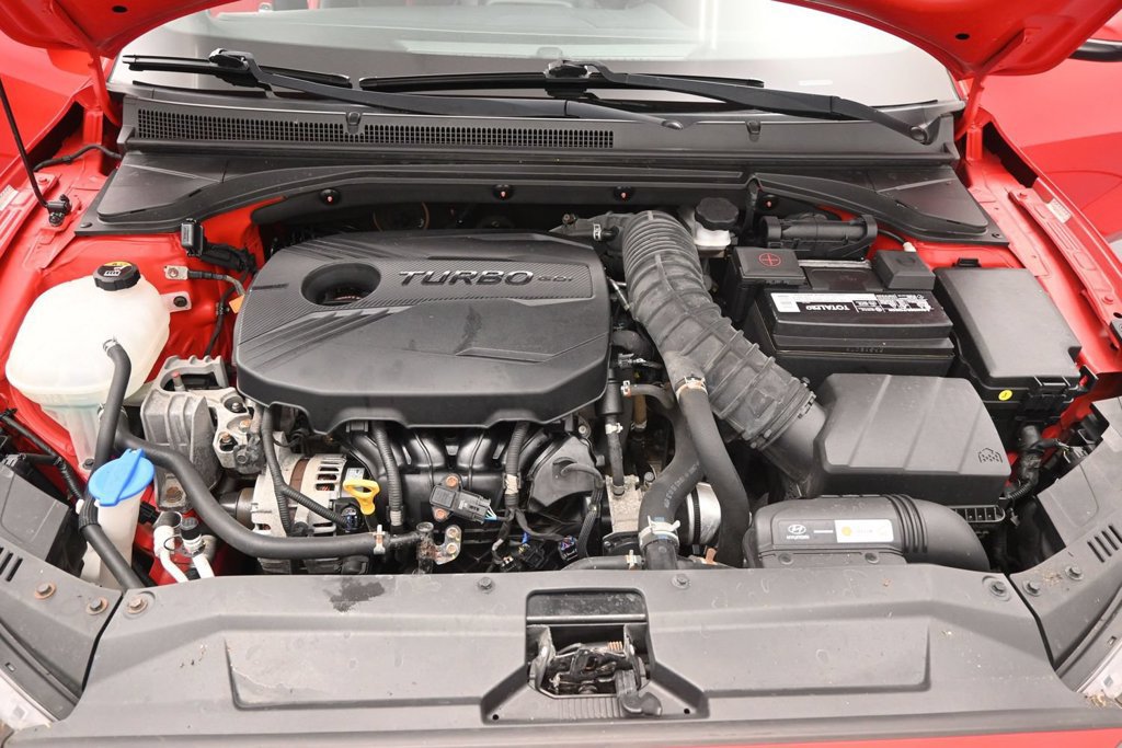 Used 2019 Hyundai Veloster Turbo FWD image 12