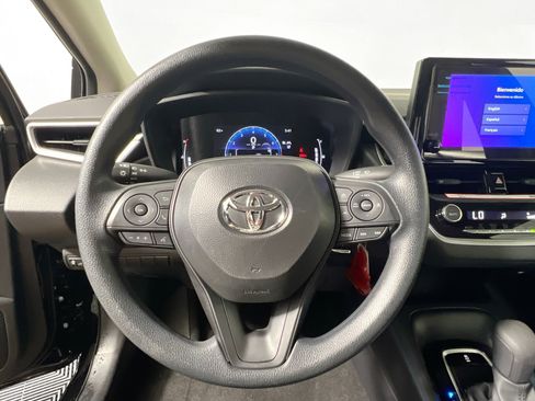 Used 2026 Toyota Corolla LE FWD image 17