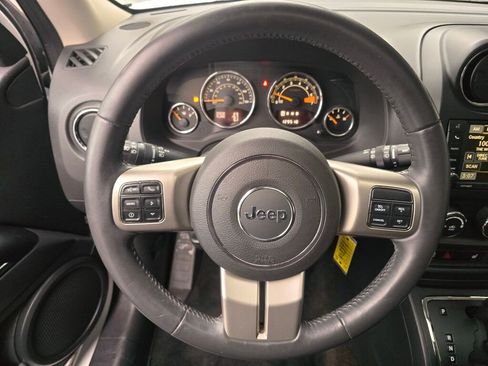 Used 2014 Jeep Patriot Limited w/ Sun/Sound Group image 30