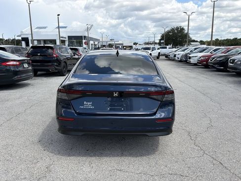 Used 2025 Honda Accord SE image 5