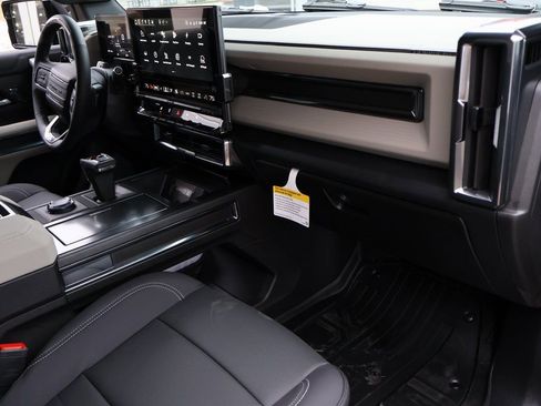 New 2026 GMC Hummer EV SUV AWD/4WD image 12