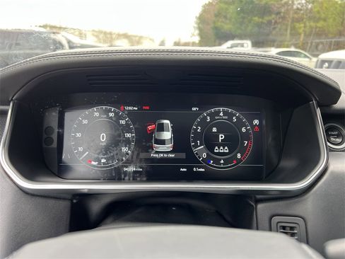 Used 2022 Land Rover Range Rover Westminster Edition image 13