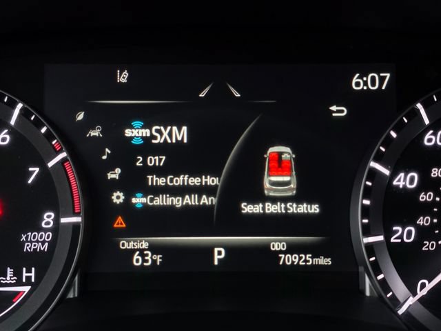 Used 2022 Toyota Highlander XLE AWD/4WD image 32