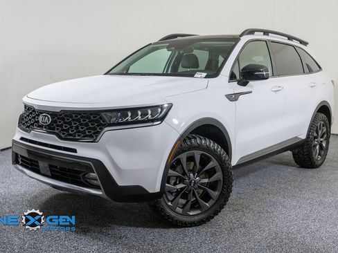 Used 2021 Kia Sorento EX w/ EX AWD X-Line Package image 3