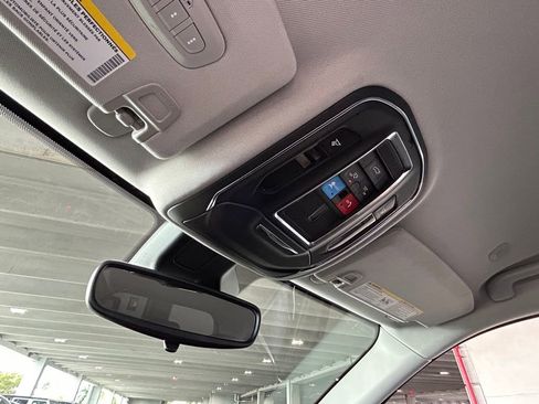 Used 2023 Jeep Grand Cherokee Limited image 50