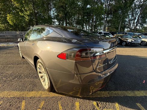 Used 2016 Tesla Model S 75 image 4