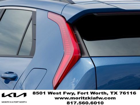 New 2026 Kia Niro EX FWD image 11