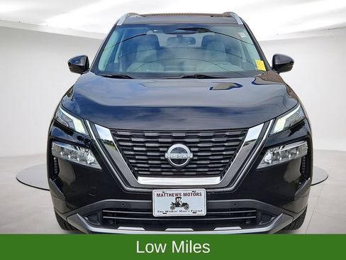 Used 2023 Nissan Rogue SL w/ SL Premium Package FWD image 2