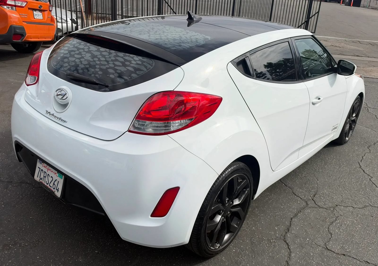Used 2013 Hyundai Veloster w/ Style Pkg FWD image 15