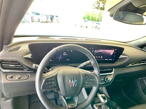 Used 2026 Buick Envista Sport Touring w/ Convenience I Package FWD image 11