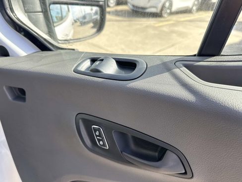 New 2026 Ford Transit 250 Base w/ Exterior Upgrade Package image 18