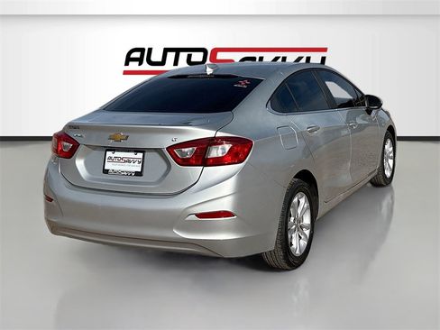 Used 2019 Chevrolet Cruze LT w/ LT Fleet Convenience Package image 7