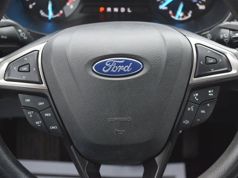 Used 2017 Ford Fusion SE image 17