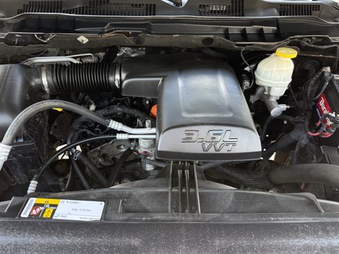 Used 2019 RAM 1500 Tradesman w/ Chrome Plus Package RWD image 30