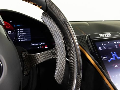 Used 2024 Ferrari Roma Spider image 37