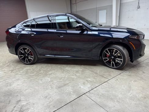 New 2026 BMW X6 M60i image 6