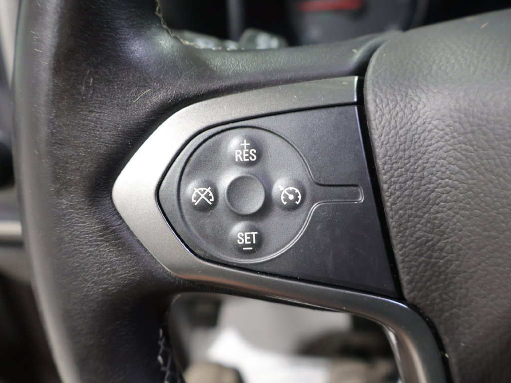 Used 2018 Chevrolet Silverado 1500 LT w/ All Star Edition AWD/4WD image 32