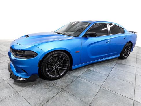 Used 2023 Dodge Charger Scat Pack w/ Harman/Kardon Audio Group RWD image 3