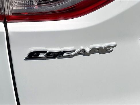 Used 2013 Ford Escape SE AWD/4WD image 23