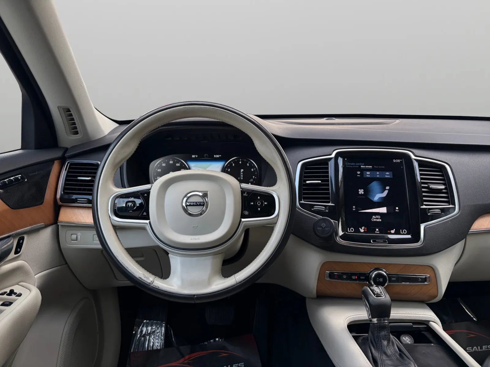 Used 2021 Volvo XC90 T6 Momentum w/ Advanced Package AWD/4WD image 30