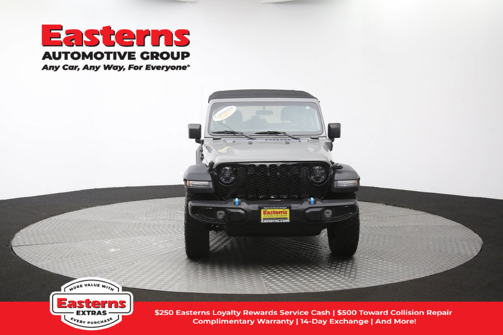 Used 2023 Jeep Wrangler Unlimited w/ Cold Weather Group AWD/4WD image 55