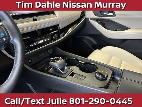 Used 2025 Nissan Rogue SL w/ SL Premium Package AWD/4WD image 30