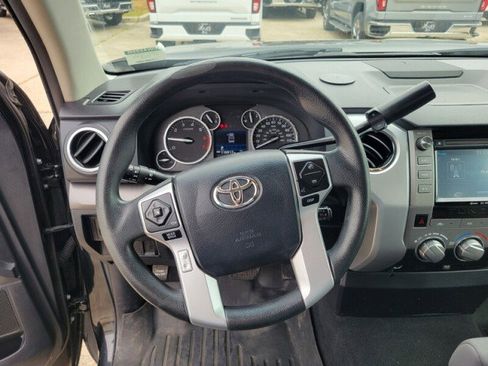 Used 2016 Toyota Tundra SR5 image 17