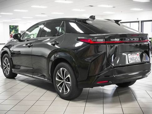 Certified 2024 Lexus RZ 300e Premium w/ Technology Package FWD image 8