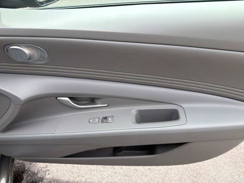 New 2026 Hyundai Elantra Sport FWD image 15