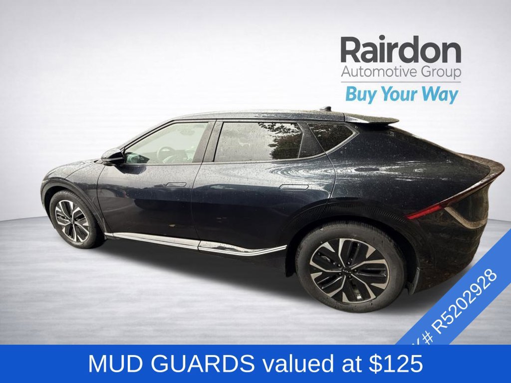Used 2024 Kia EV6 Wind w/ Wind Technology Package AWD/4WD image 4
