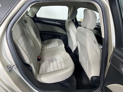 Used 2018 Ford Fusion S image 26