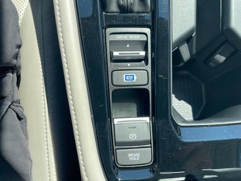 Certified 2023 Honda Accord Touring image 20