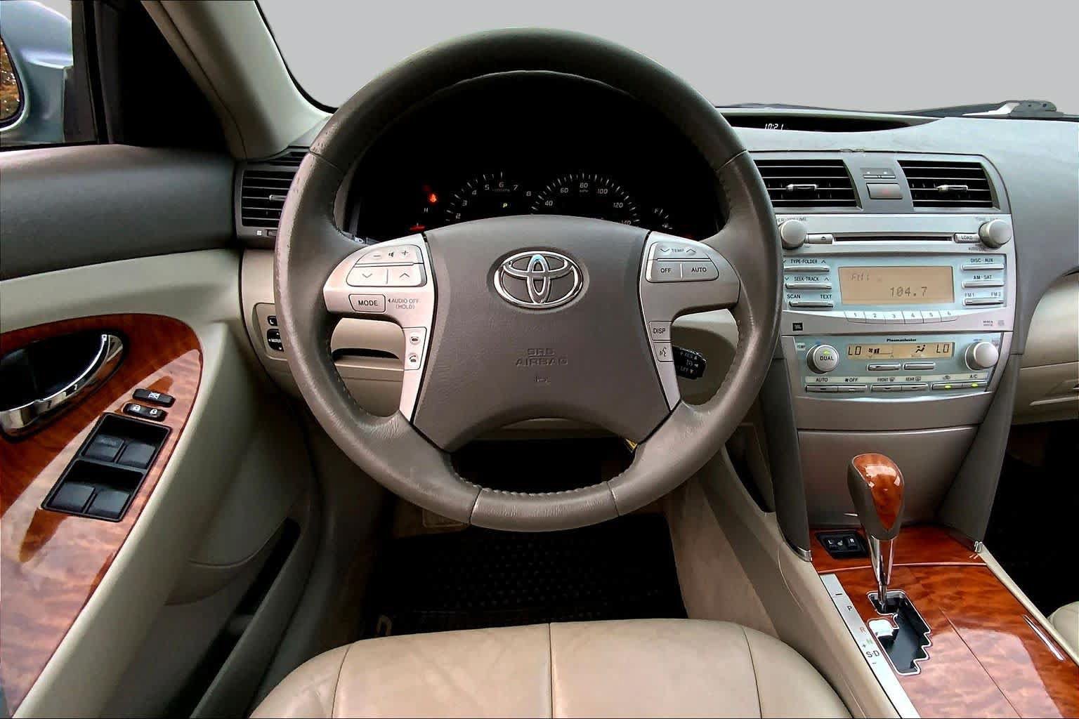 Used 2008 Toyota Camry XLE FWD image 5