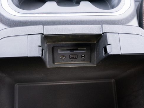 Used 2023 GMC Sierra 2500 AT4 w/ Gooseneck/5TH Wheel Package image 9